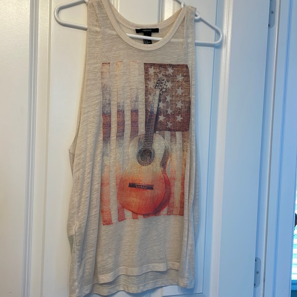 Sheer guitar American flag tank. Forget 21 brand. Size Medium.